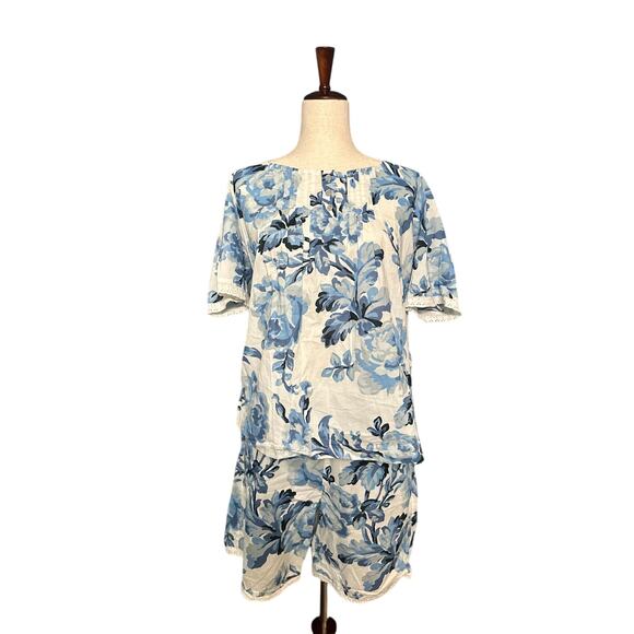 Soft Surroundings Blue White Short Casual Loungeware Size Medium - Picture 1 of 5